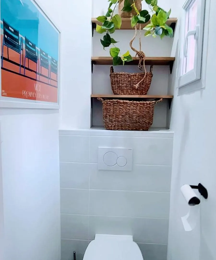 Apartment Studio Elegant 4 Couchages Front De Mer Clim Parking Privatif Wifi Nice